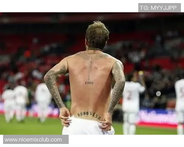 足球明星小纹身的独特魅力与时尚风格解析